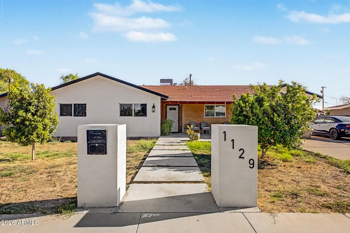 Photo 1 of 29 — 1129 W 10TH Street, Mesa, AZ 85201