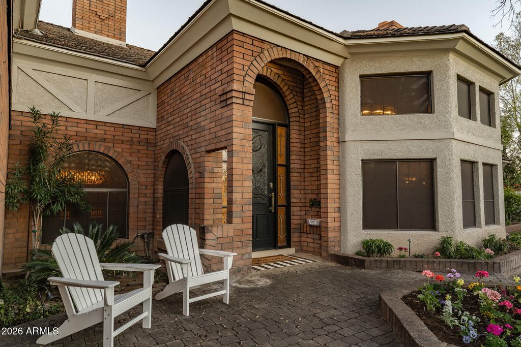 Photo of 8219 S Pecan Grove Circle S, Tempe, AZ 85284 (MLS # 6975959)