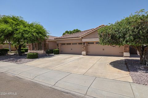 Single Family Residence in Glendale AZ 6992 Quail Avenue 1.jpg
