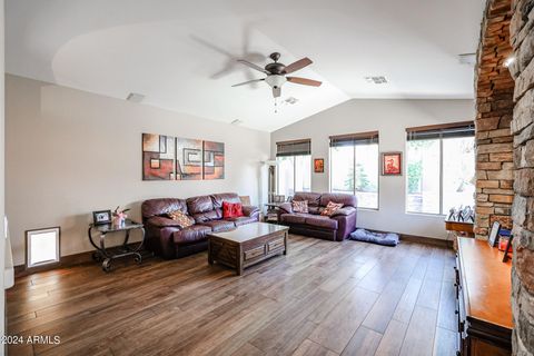 Single Family Residence in Glendale AZ 6992 Quail Avenue 23.jpg