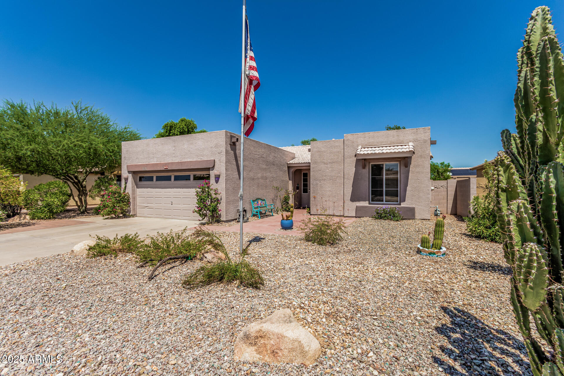 3414 E SANTA FE Lane