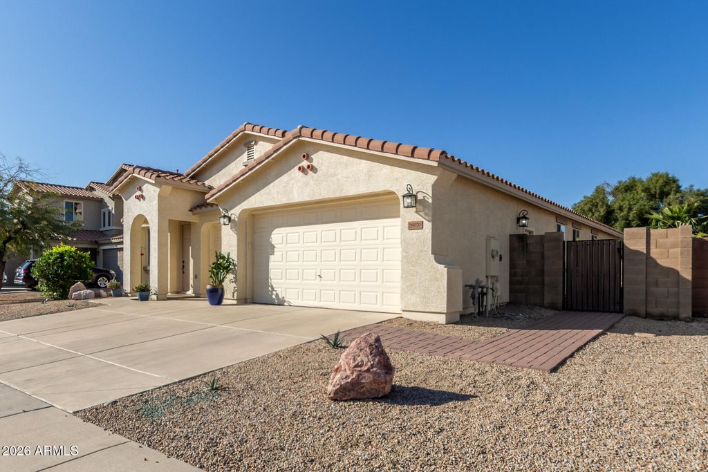 Photo of 28070 N Welton Place, San Tan Valley, AZ 85143 (MLS # 6975151)
