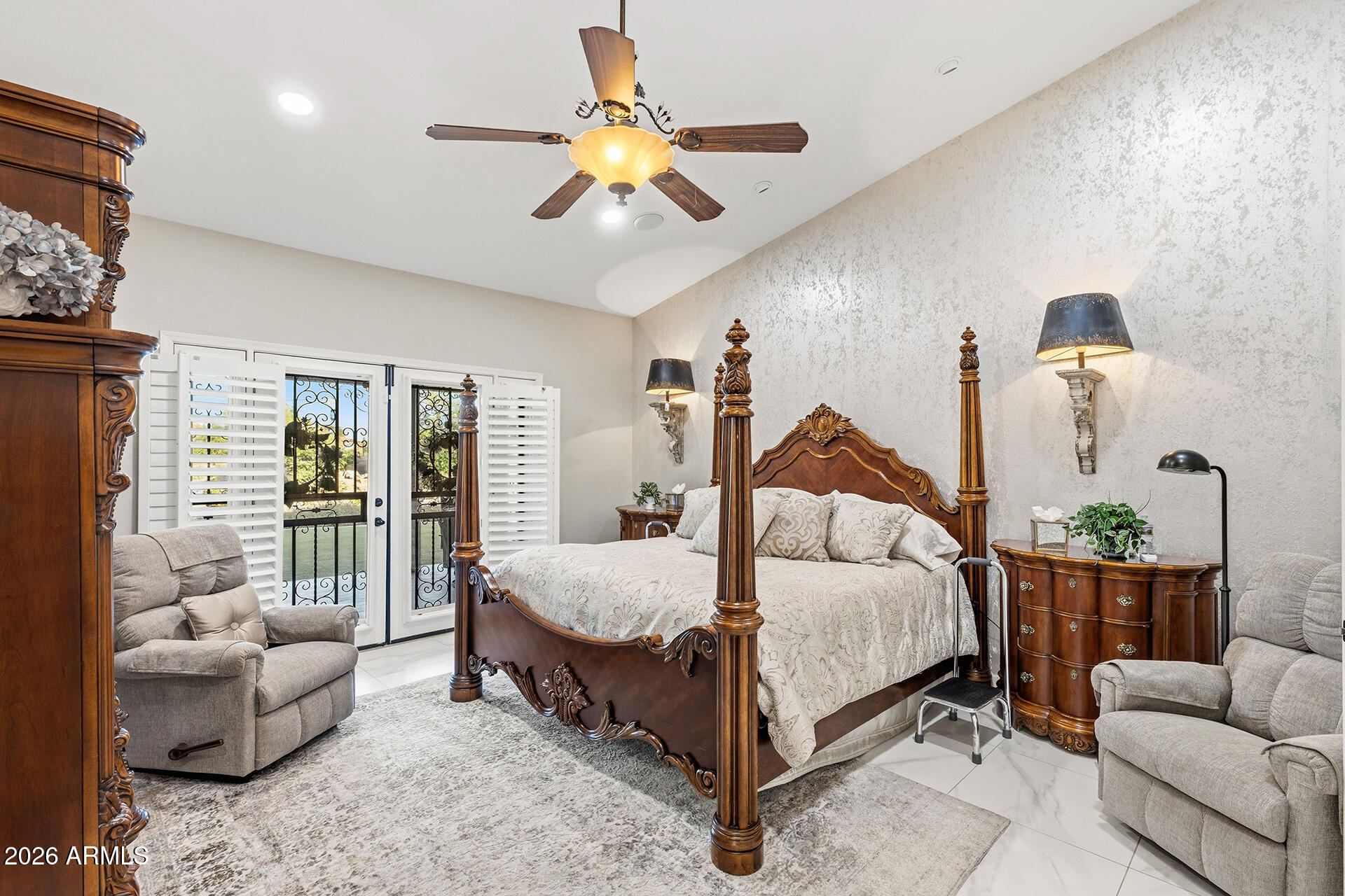 LA TIERRA PROMETIDA - Residential