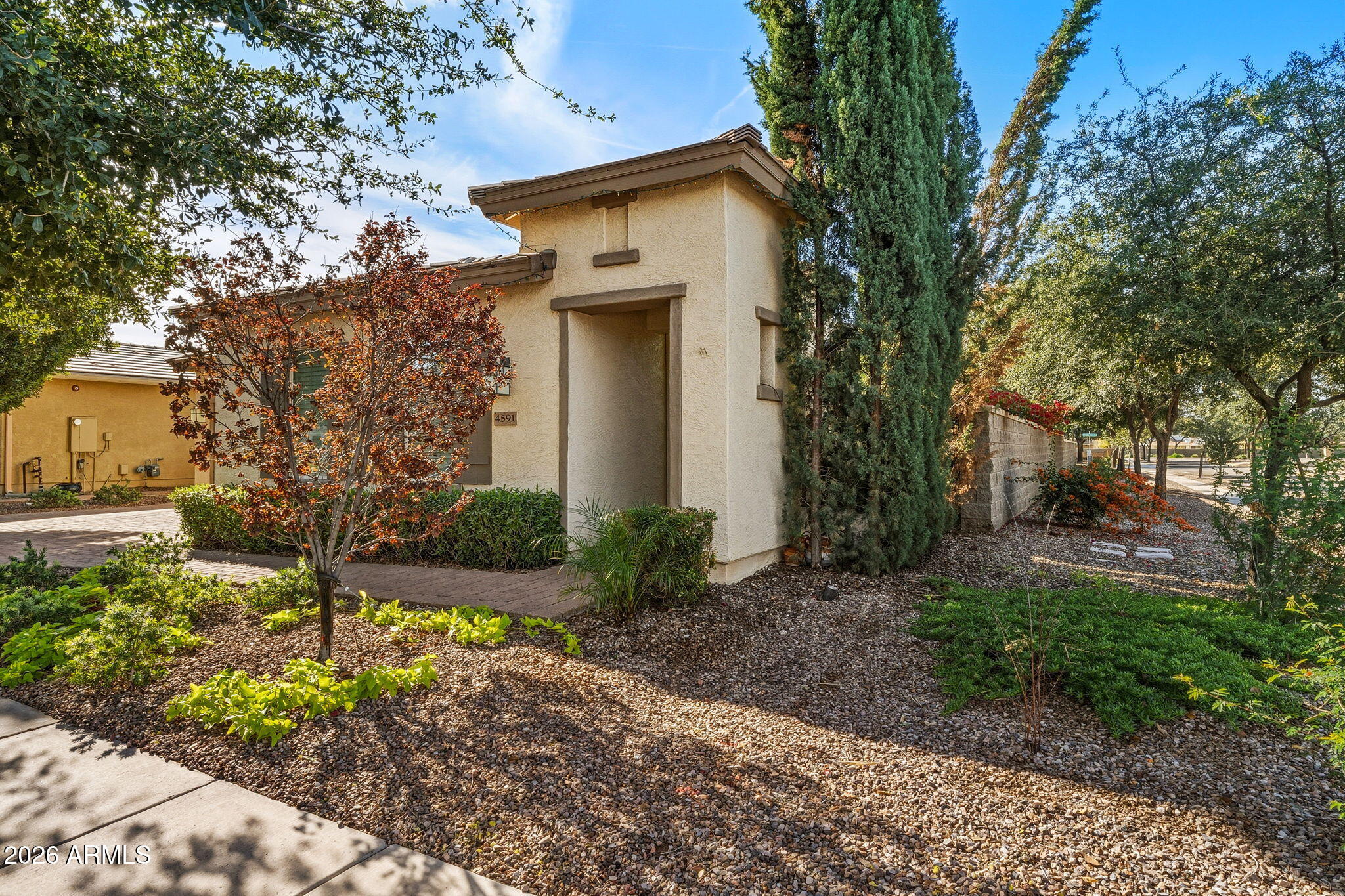 4591 E WATERMAN Street