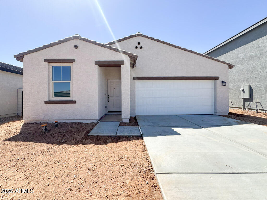47385 W KENNER Drive
