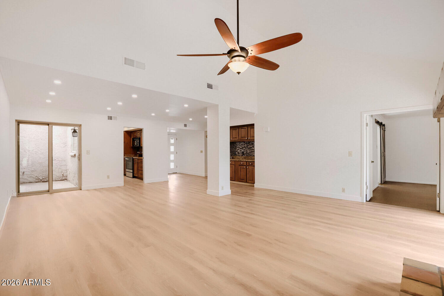 4105 E LARKSPUR Drive