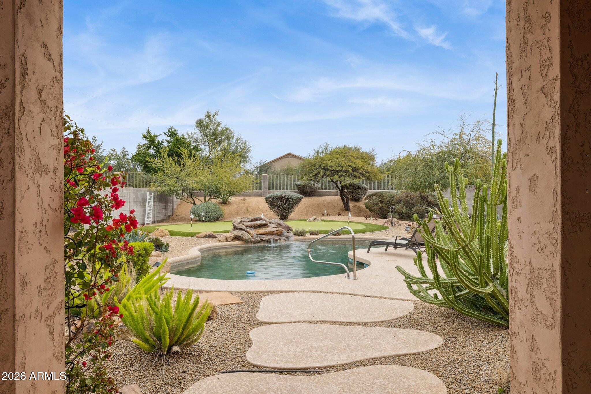 4831 E FERNWOOD Court