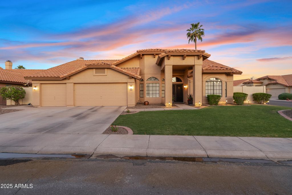Photo of 3295 S Ambrosia Drive, Chandler, AZ 85248 (MLS # 6915113)