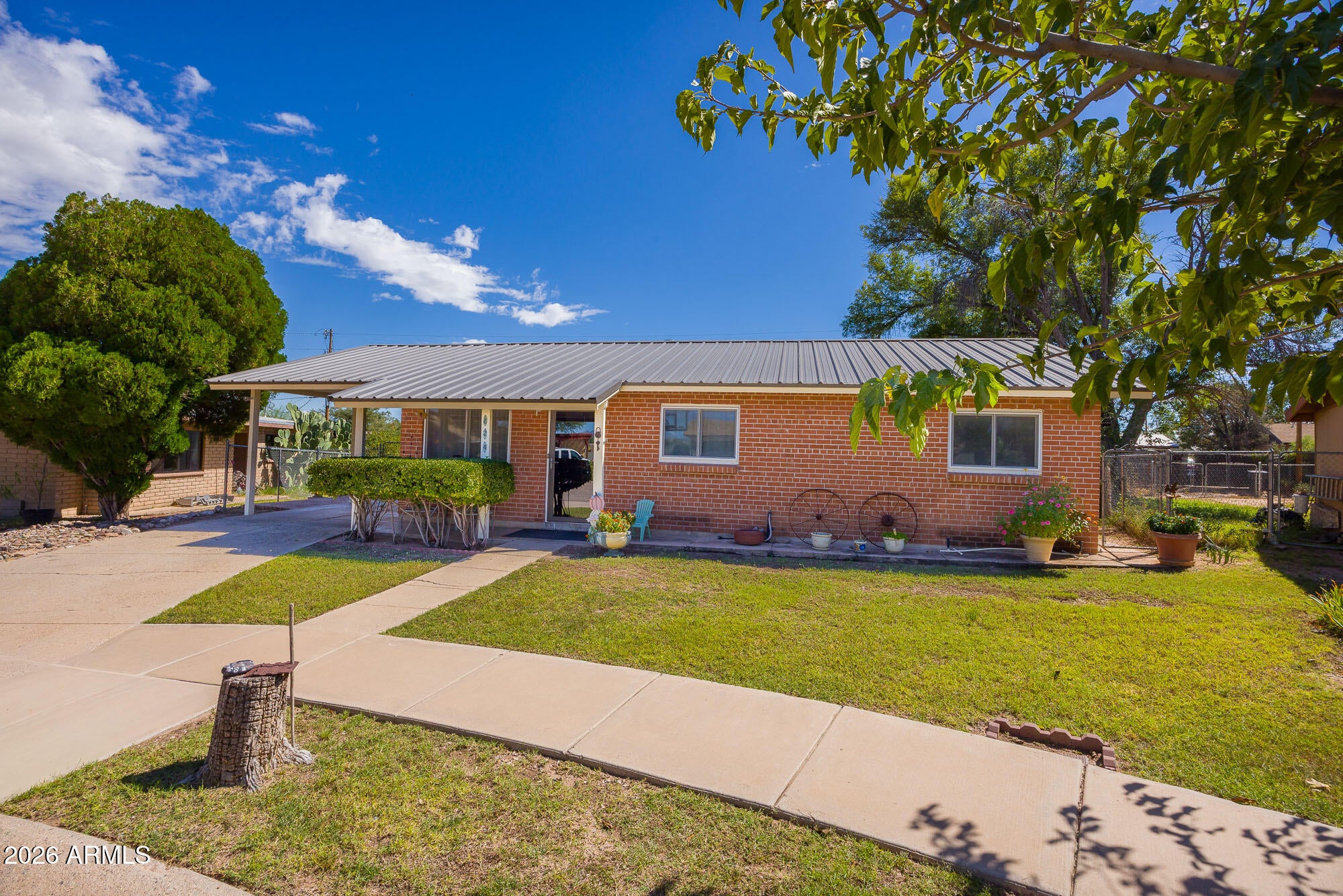 624 E SAN PEDRO Circle