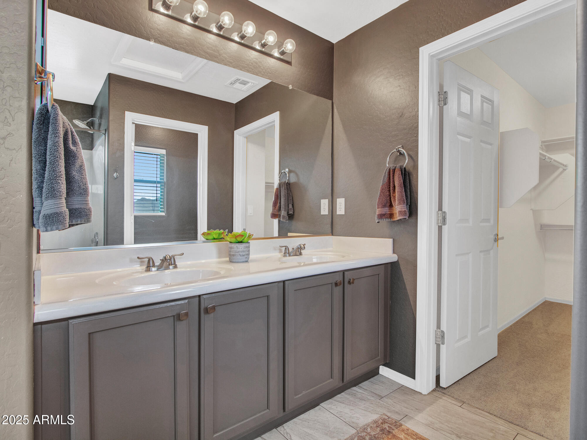 Anthem, Arizona 85086, United States, 4 Bedrooms Bedrooms, ,3 BathroomsBathrooms,Residential,Active,198467