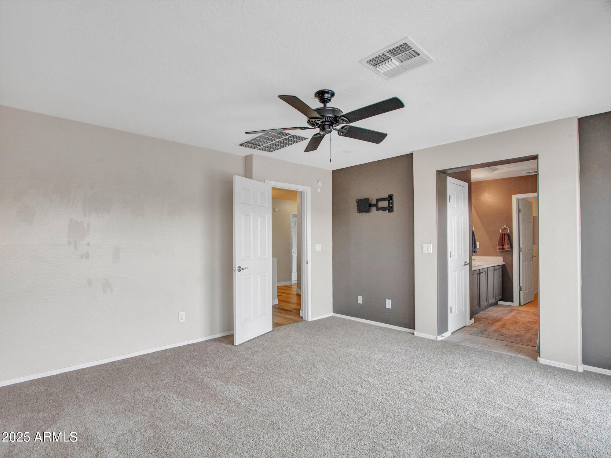 Anthem, Arizona 85086, United States, 4 Bedrooms Bedrooms, ,3 BathroomsBathrooms,Residential,Active,198467