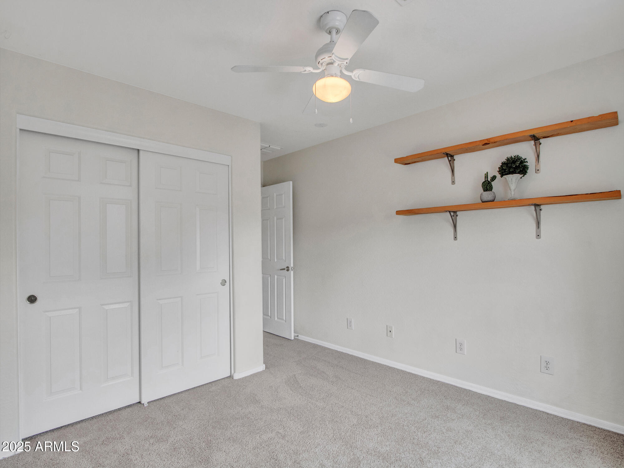 Anthem, Arizona 85086, United States, 4 Bedrooms Bedrooms, ,3 BathroomsBathrooms,Residential,Active,198467