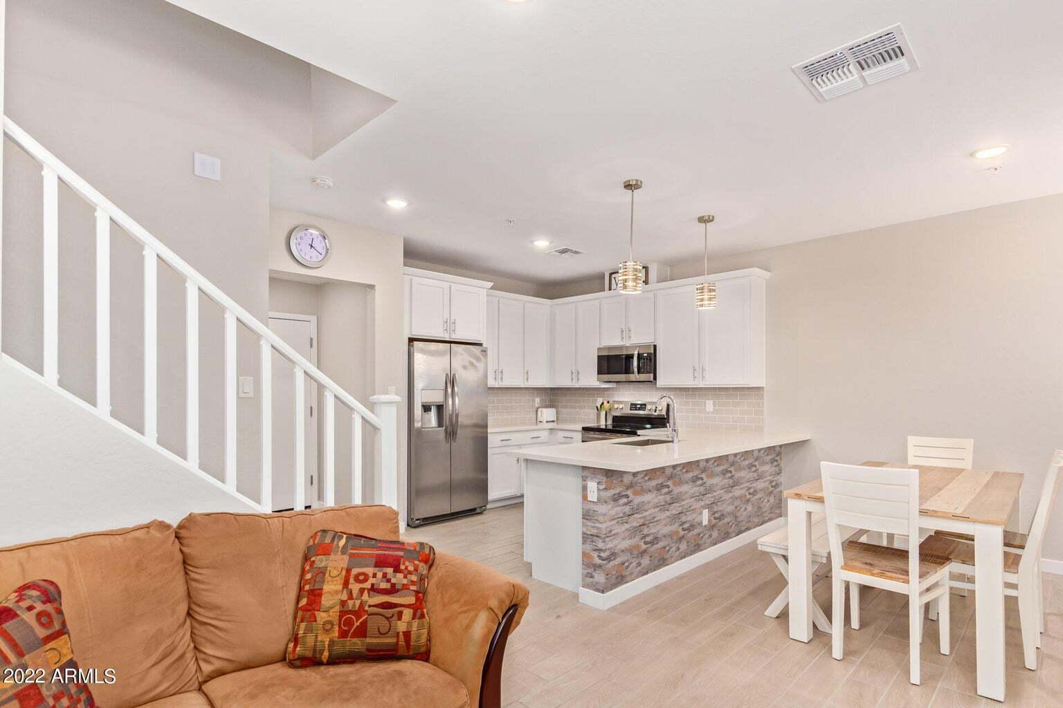 155 N Lakeview Boulevard Unit 136