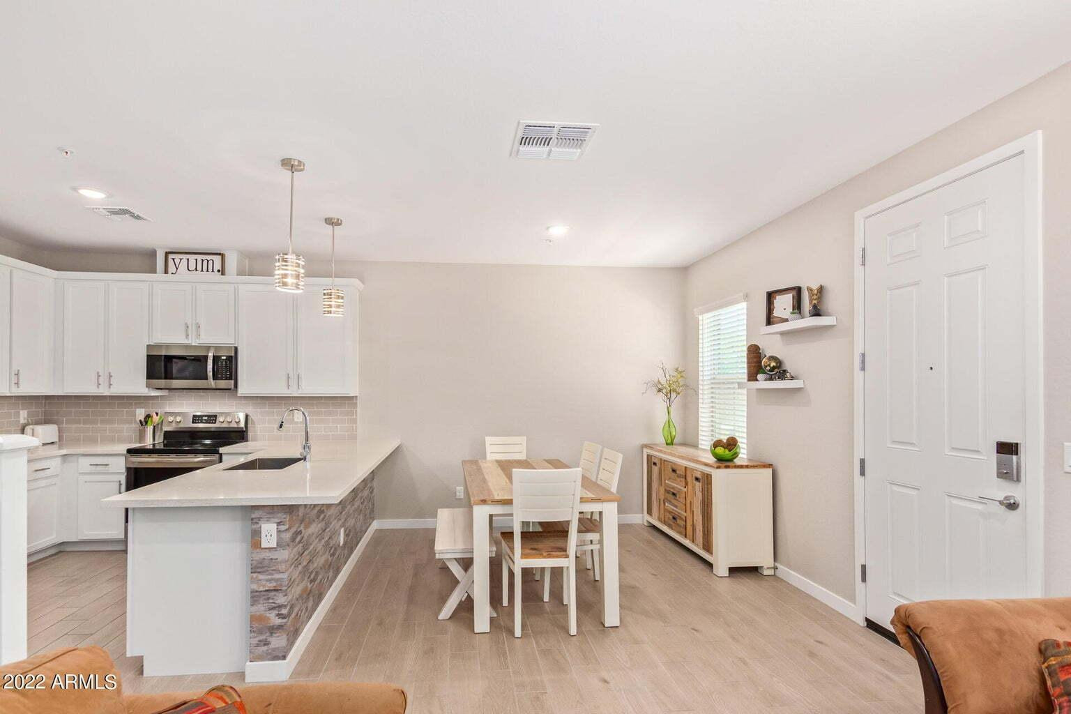 155 N Lakeview Boulevard Unit 136