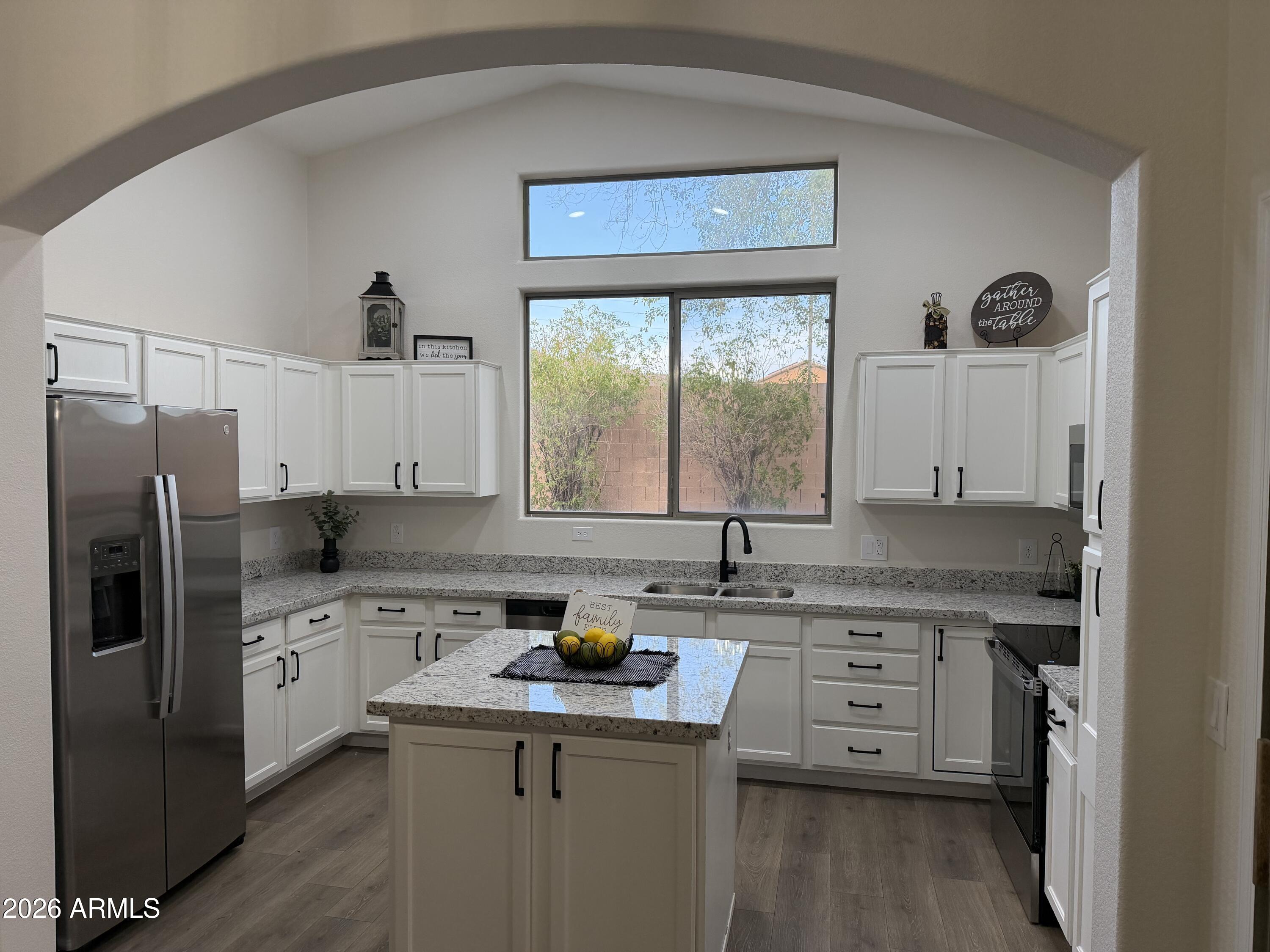 1507 N Sierra Heights --