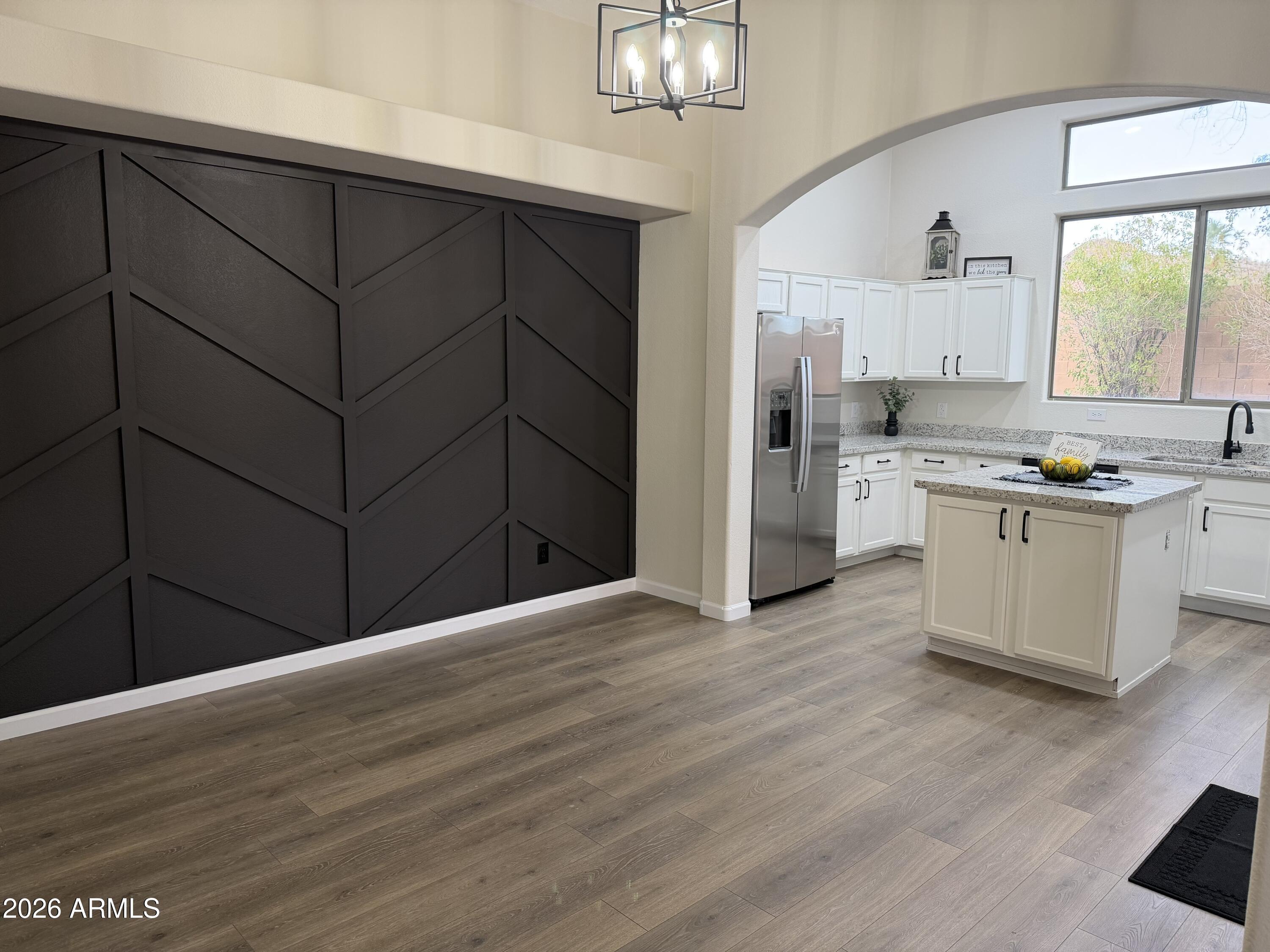 1507 N Sierra Heights --