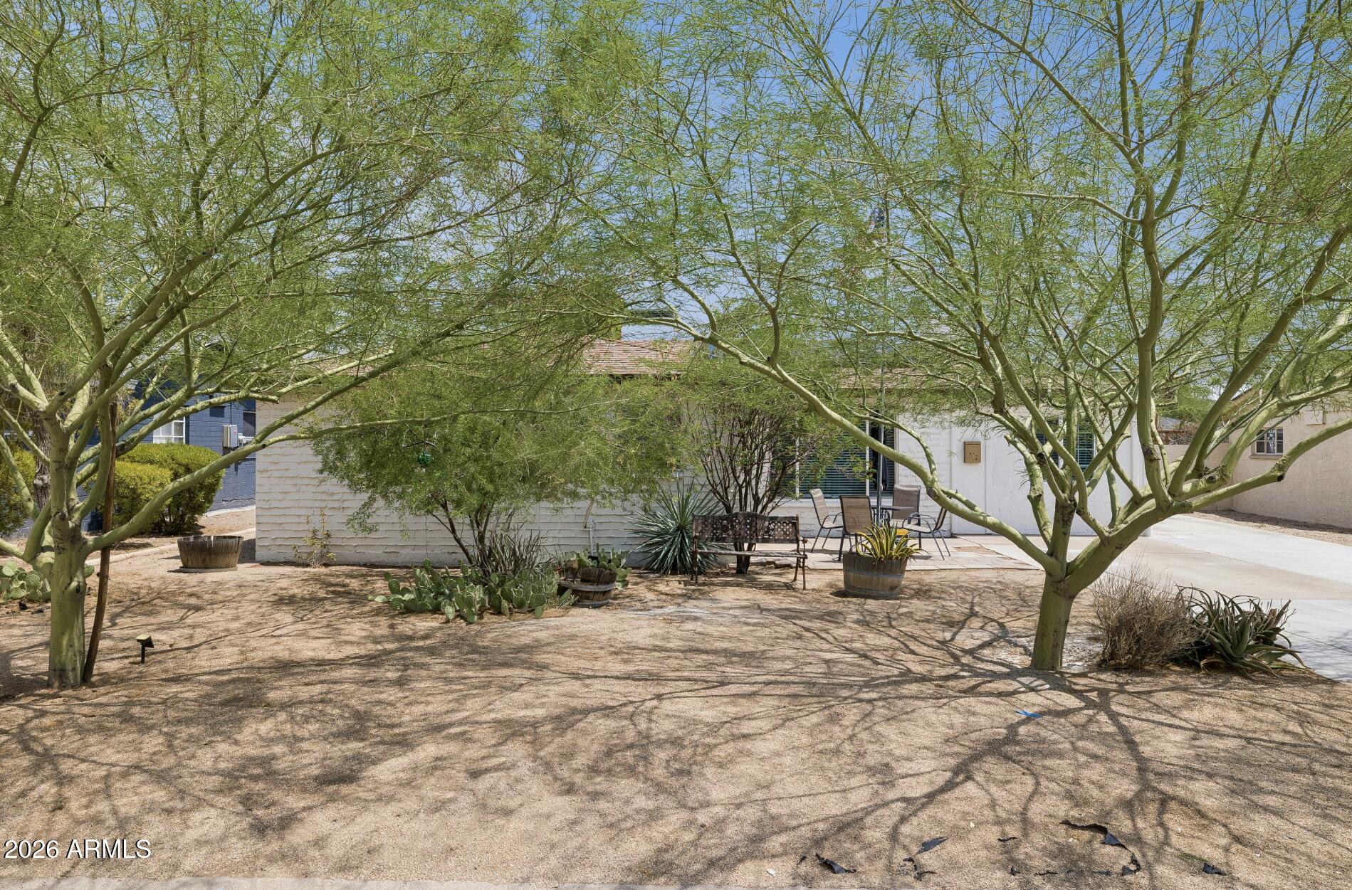 8329 N 5TH Street