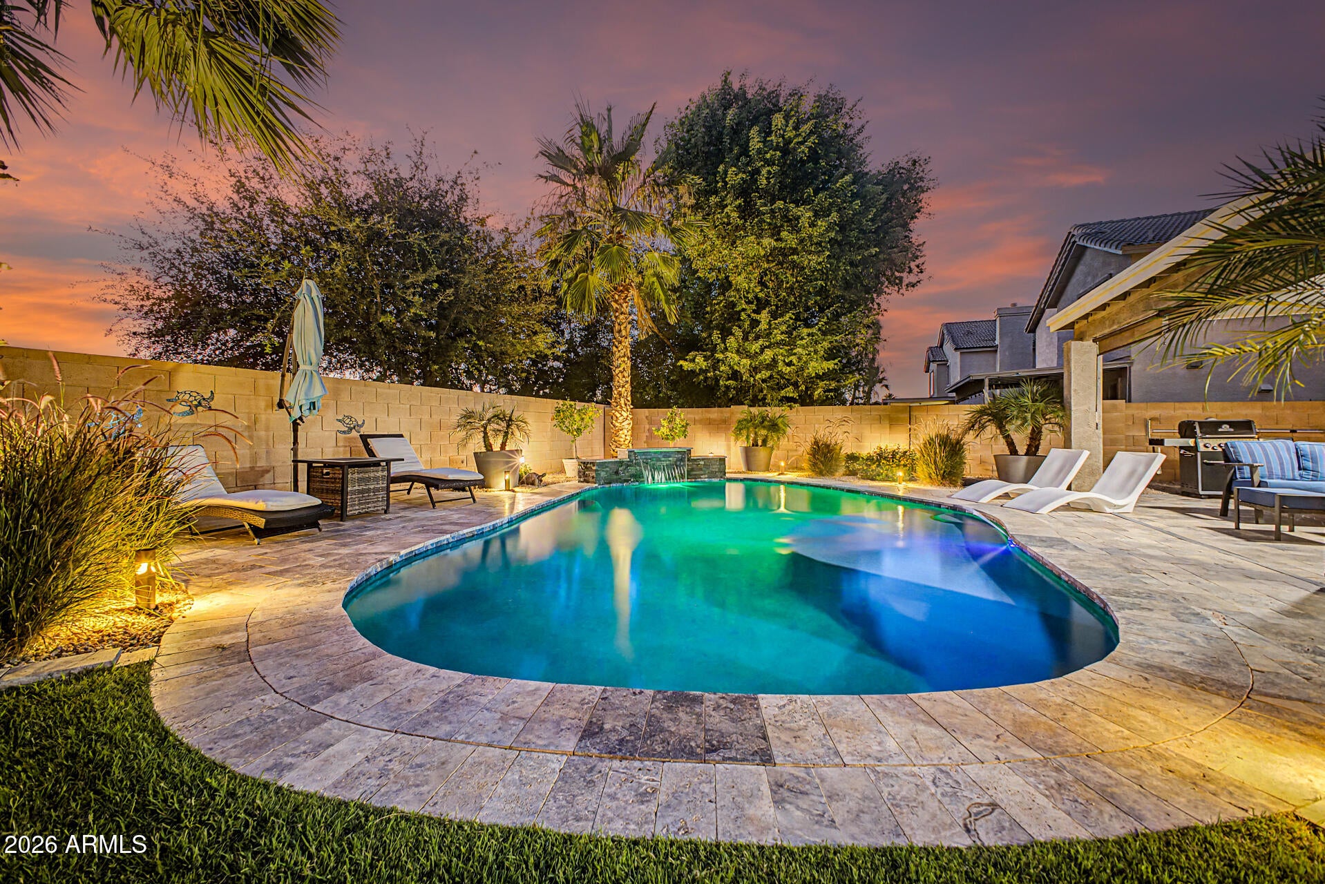 2502 S LYNCH --