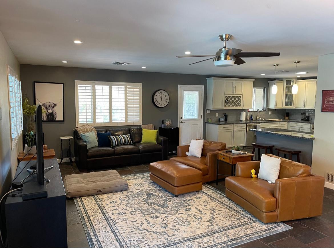 2820 N 56th Place