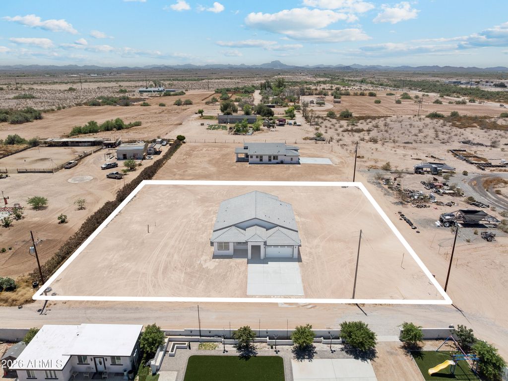 Photo of 37761 W Montecito Avenue, Tonopah, AZ 85354 (MLS # 7028034)
