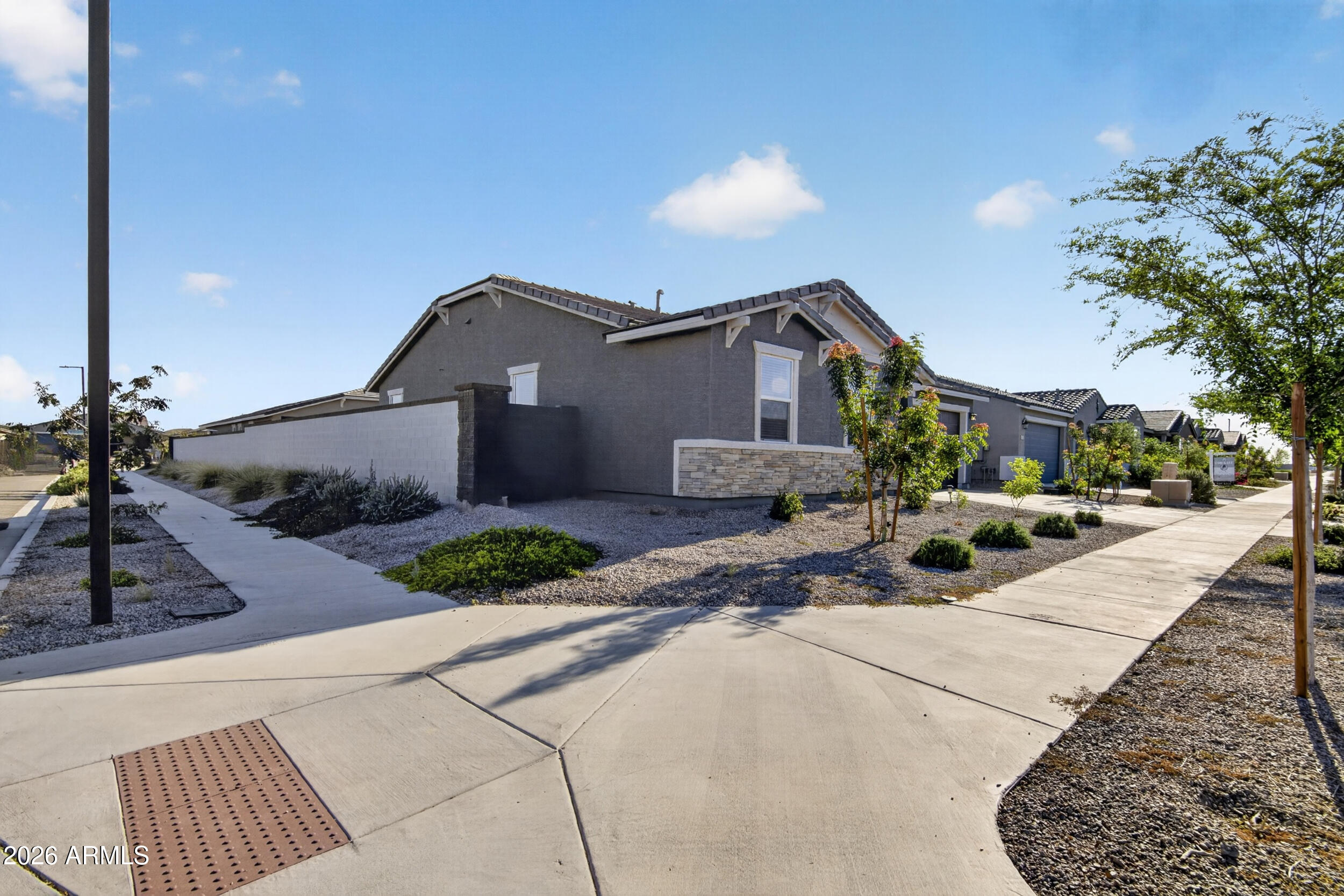 17661 W MORNING GLORY Street