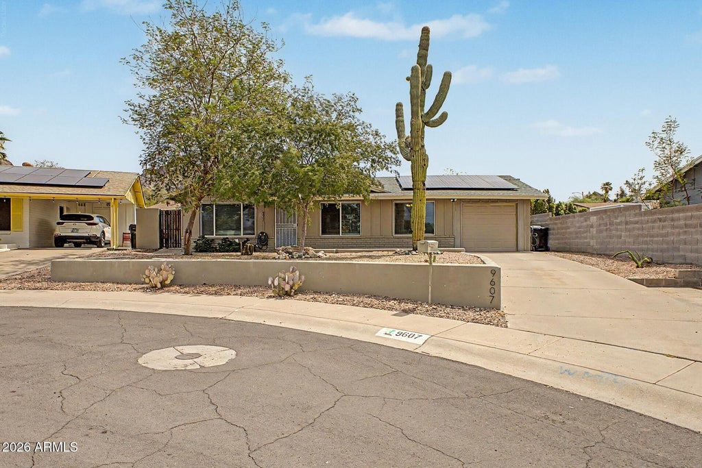 Photo of 9607 N 15th Place, Phoenix, AZ 85020 (MLS # 7073134)