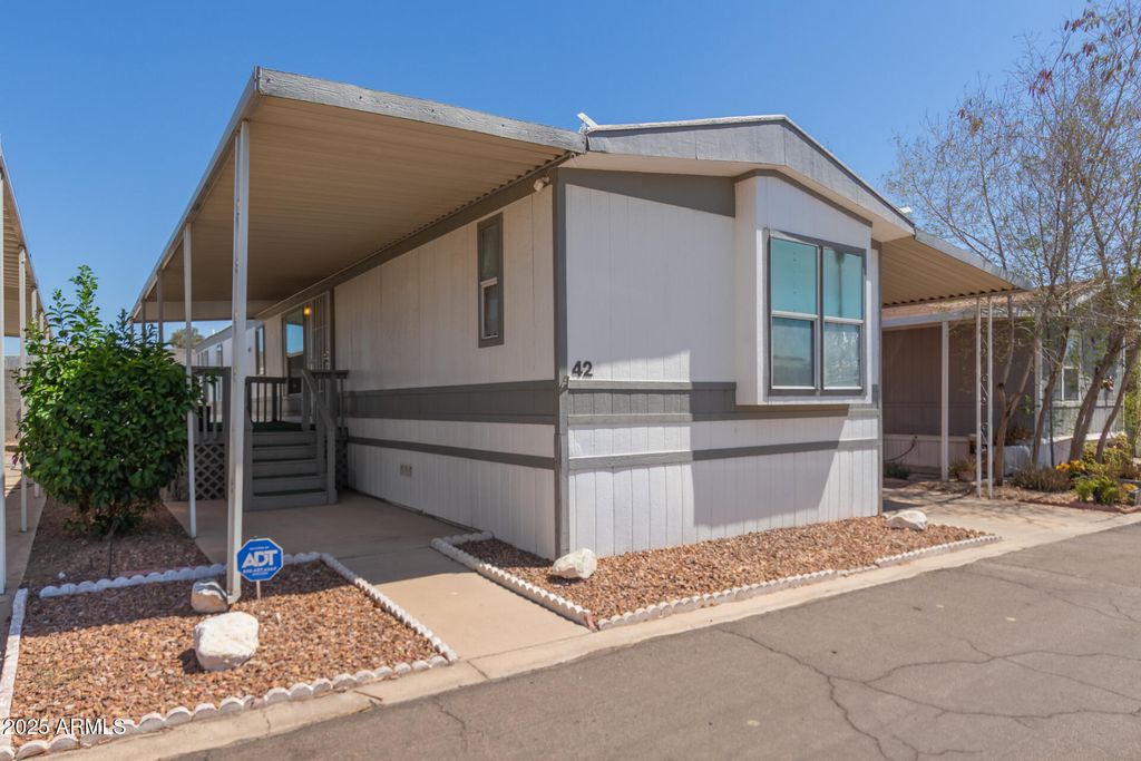 Photo of 1221 N Dysart Road #42, Avondale, AZ 85323 (MLS # 7006547)