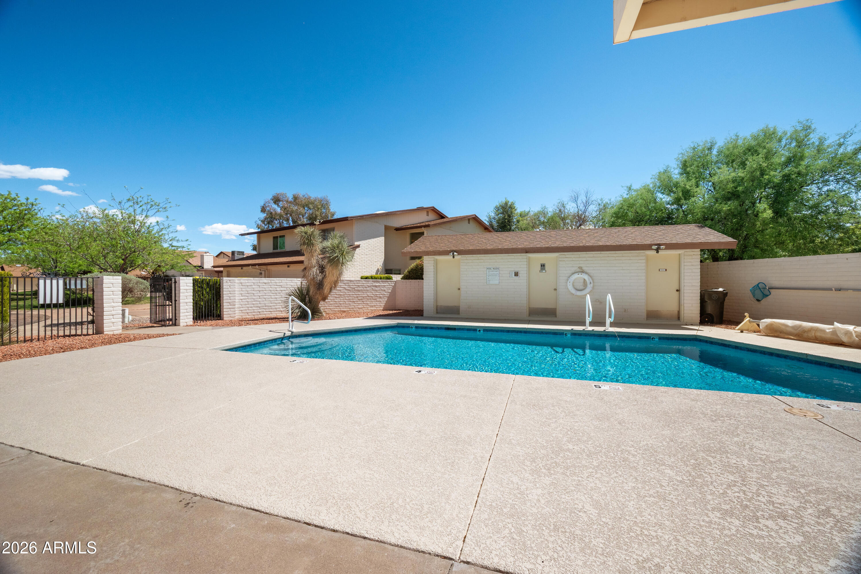 THE GREENWAYS UNIT 1 - Residential