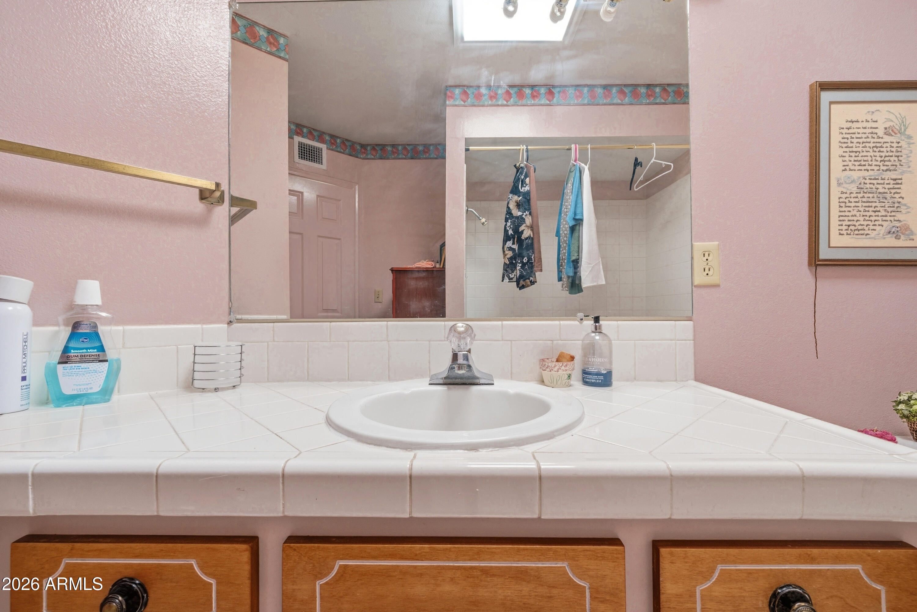 THE GREENWAYS UNIT 1 - Residential