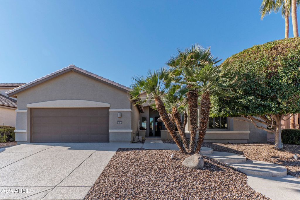 Photo of 15851 W Avalon Drive, Goodyear, AZ 85395 (MLS # 6956187)