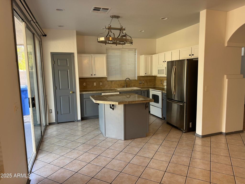 Photo of 13438 W Rose Lane, Litchfield Park, AZ 85340 (MLS # 6959620)