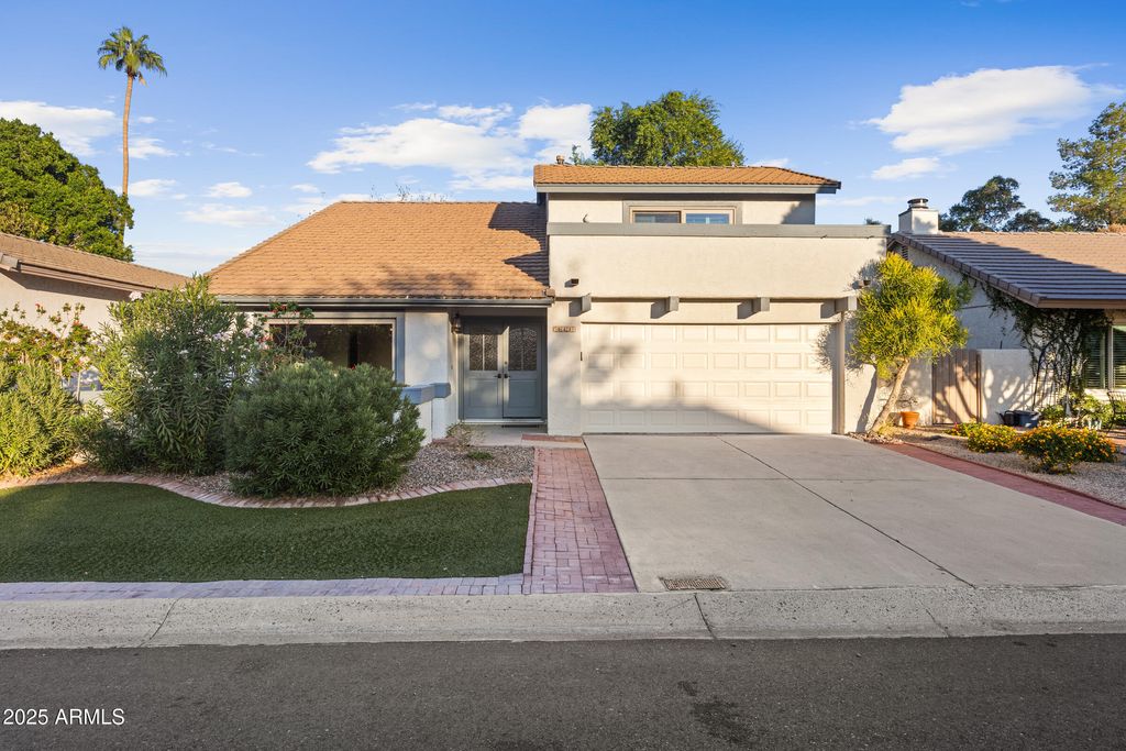 Photo of 5627 S Crows Nest Road, Tempe, AZ 85283 (MLS # 6942124)