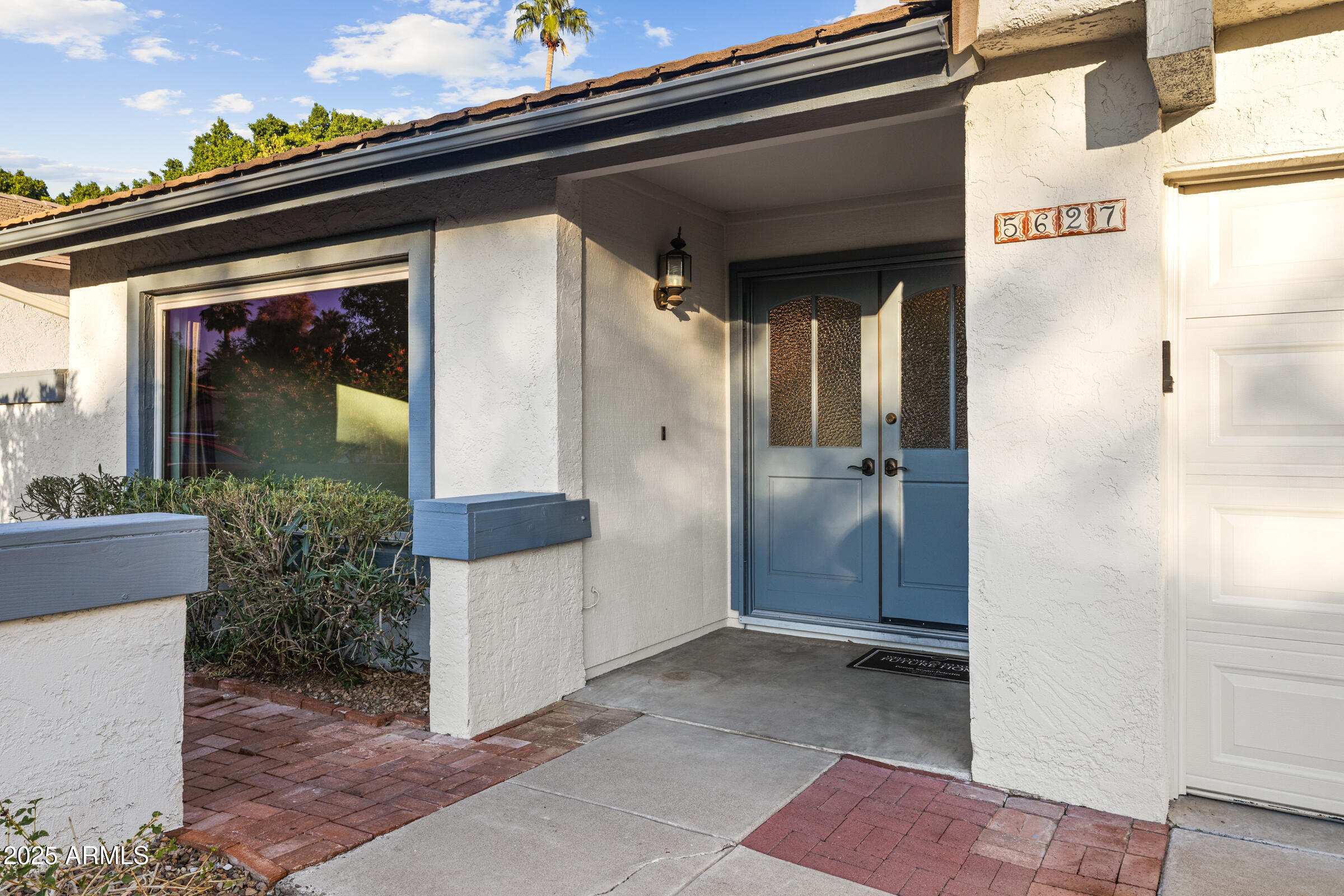 5627 S CROWS NEST Road