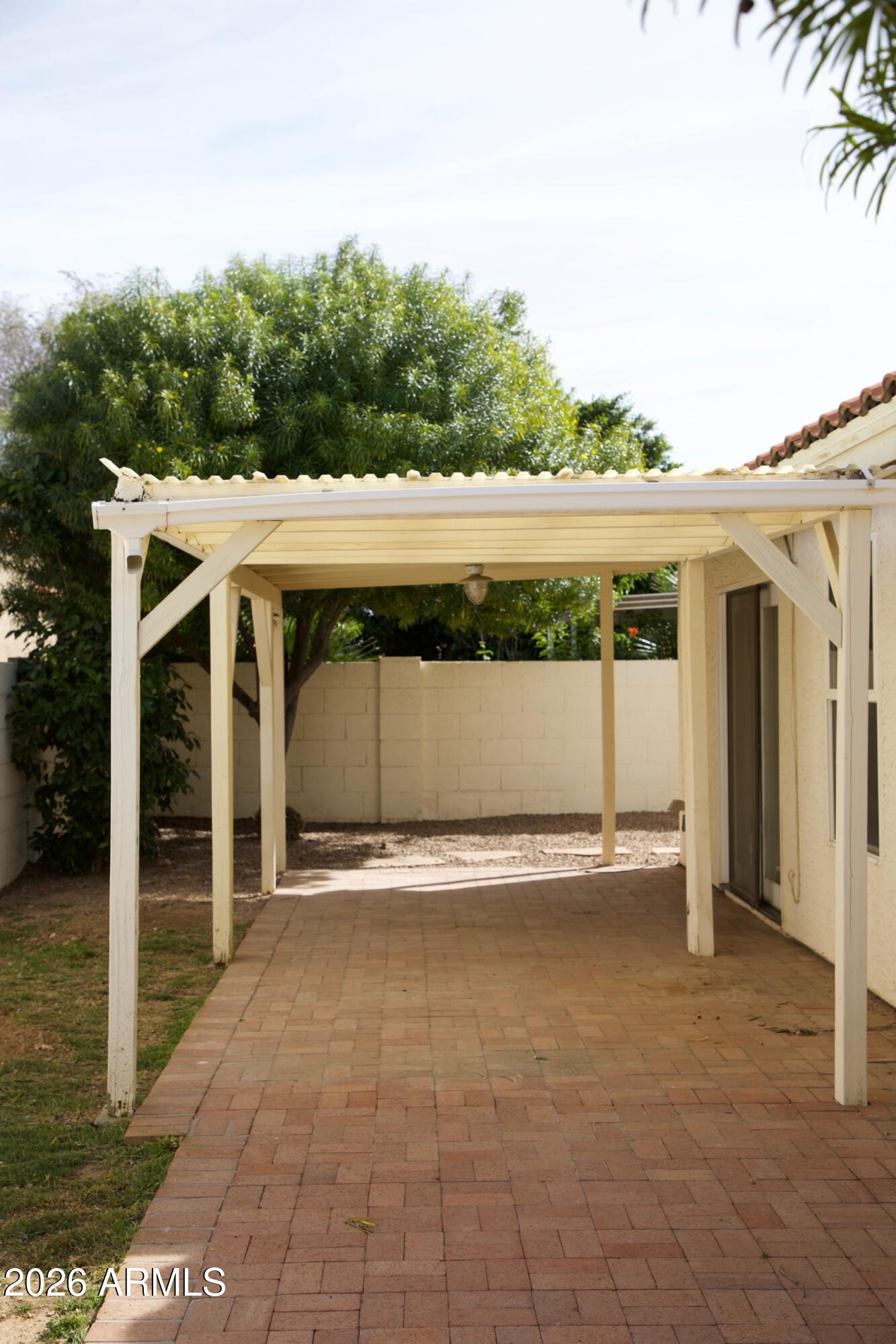 2318 W IRONWOOD Drive