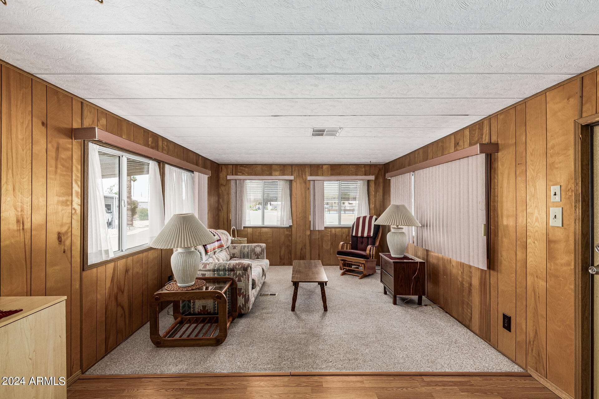 305 S VAL VISTA Drive 202