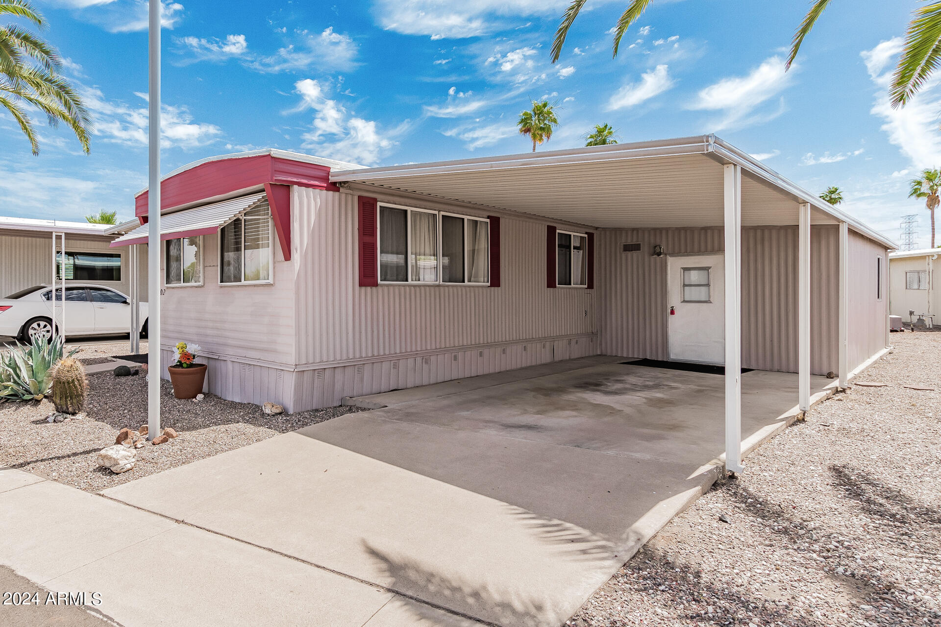305 S VAL VISTA Drive 202