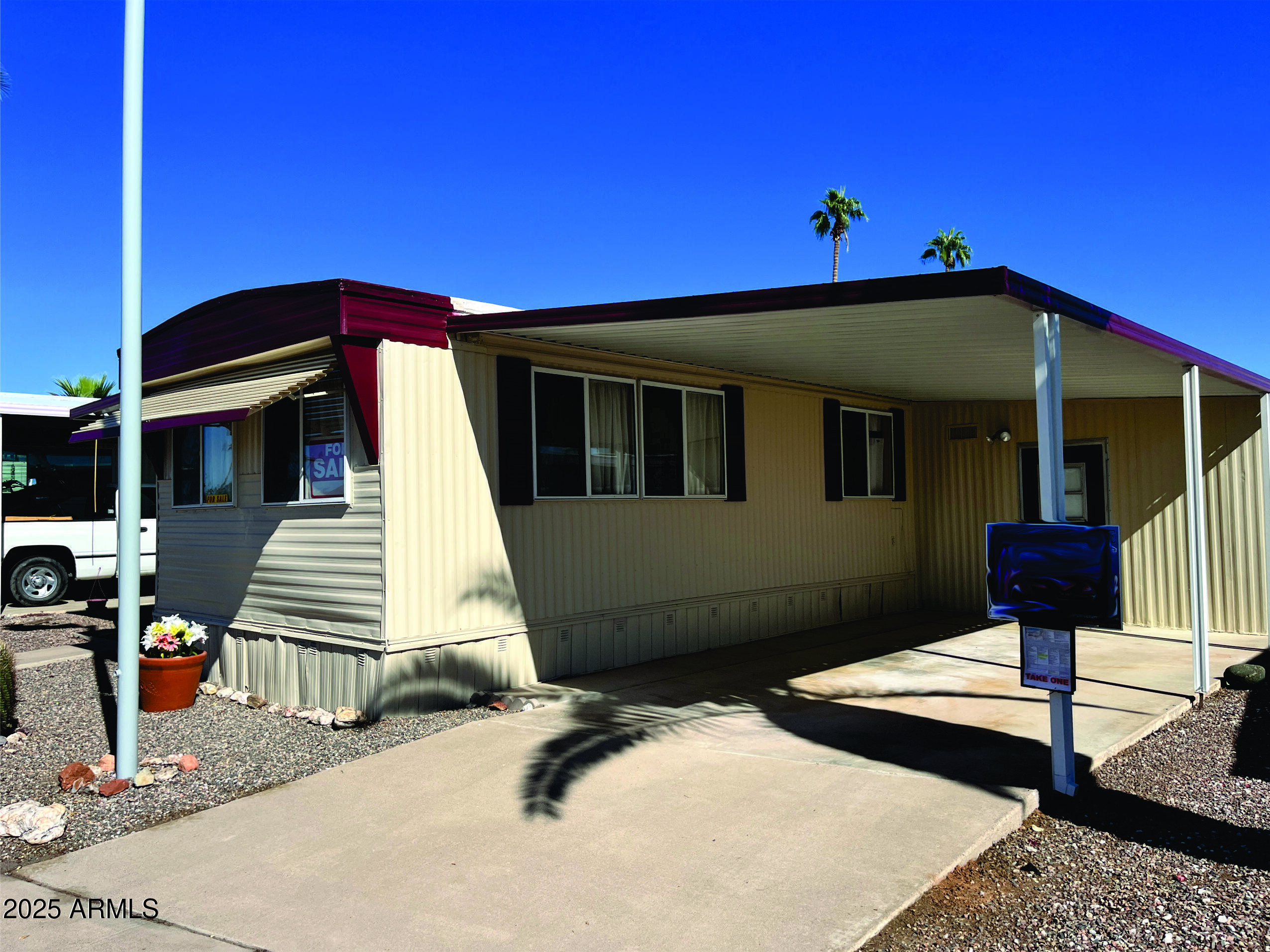 305 S VAL VISTA Drive 202