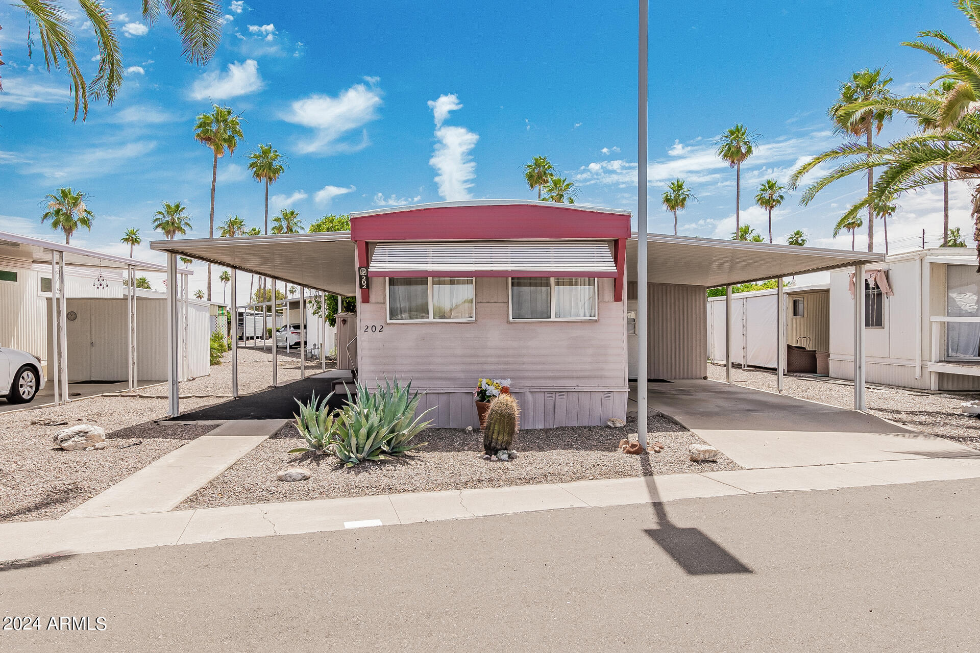 305 S VAL VISTA Drive 202