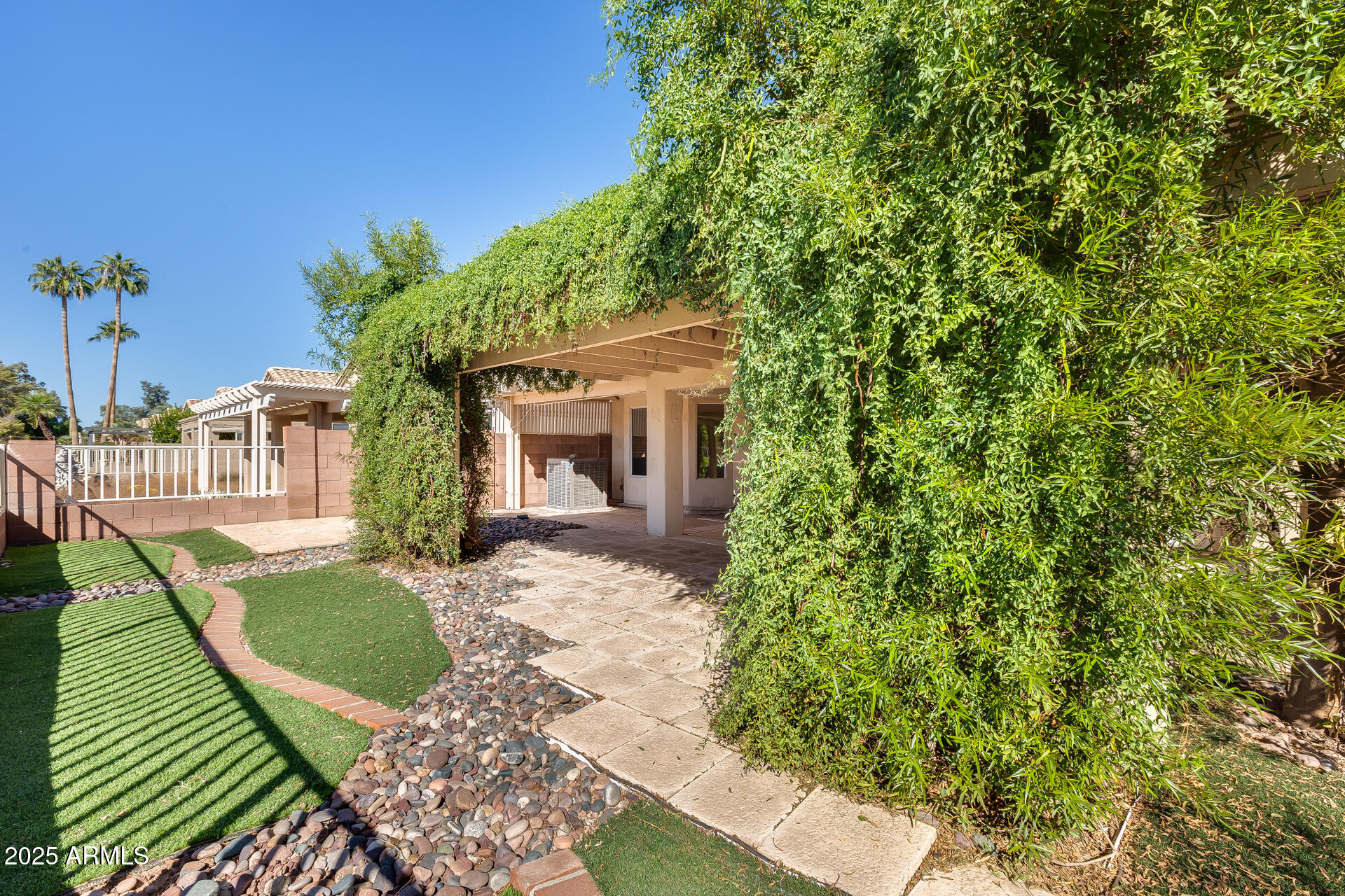 17176 N WINDING Trail