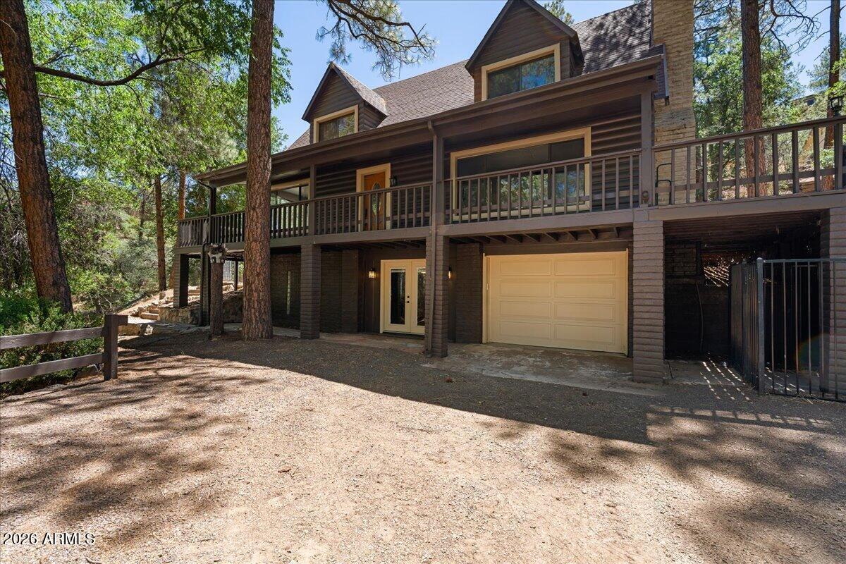 885 S RANCHO VISTA Drive