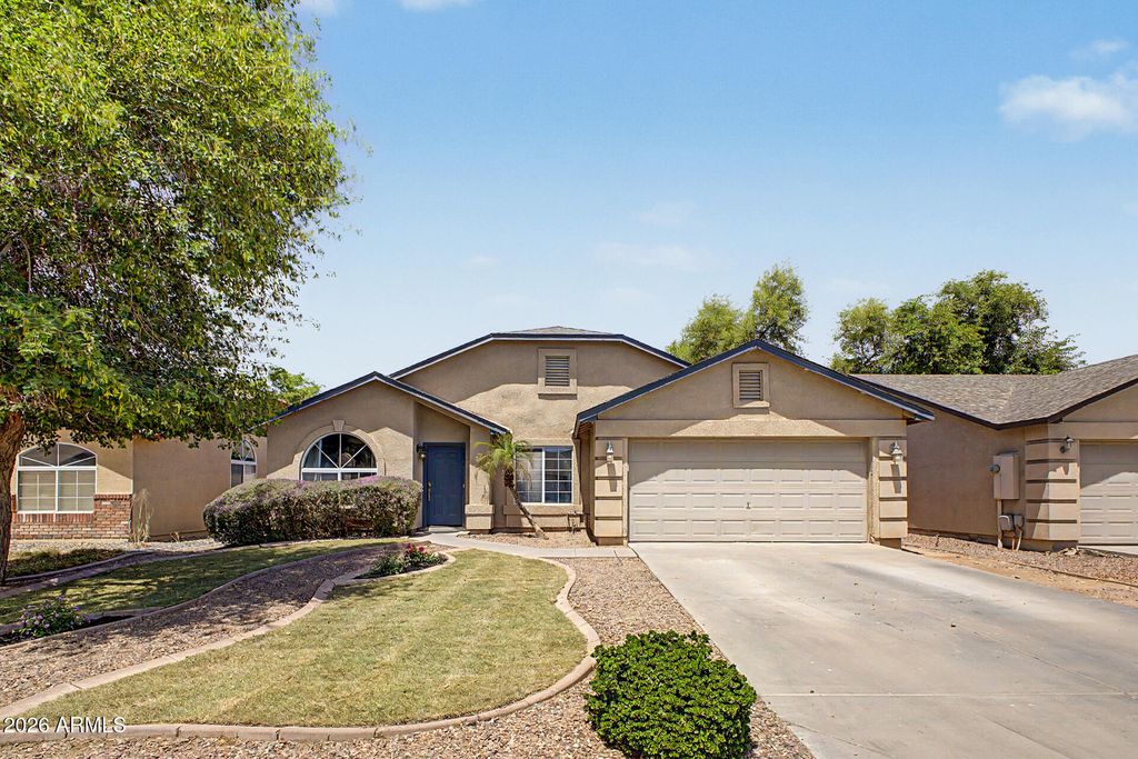 Photo of 4890 E Whitehall Drive, San Tan Valley, AZ 85140 (MLS # 7021928)