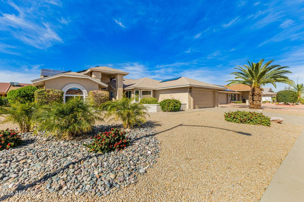 Photo of 13910 W Oak Glen Drive, Sun City West, AZ 85375 (MLS # 6988664)