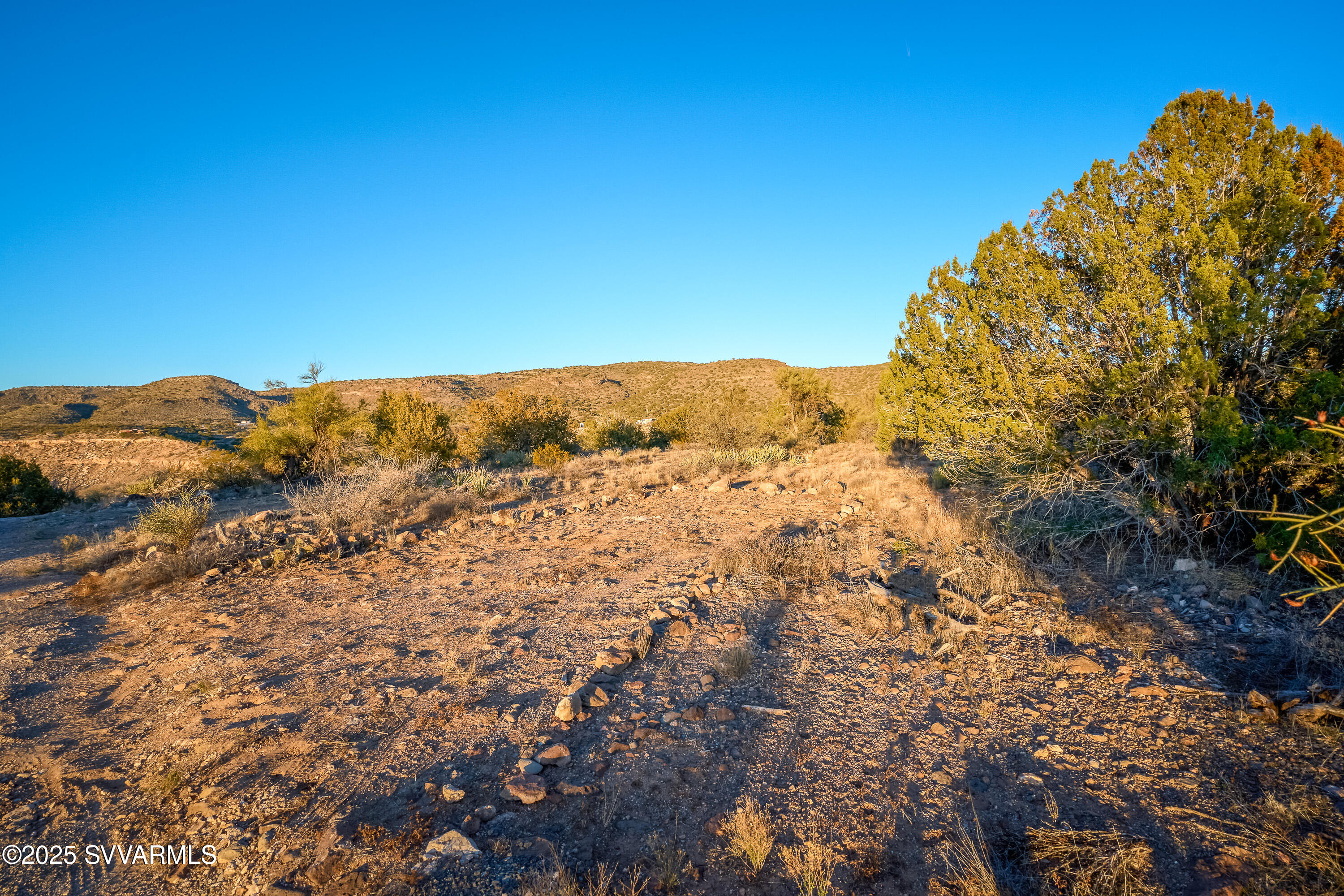 Under 5 Acres - Land