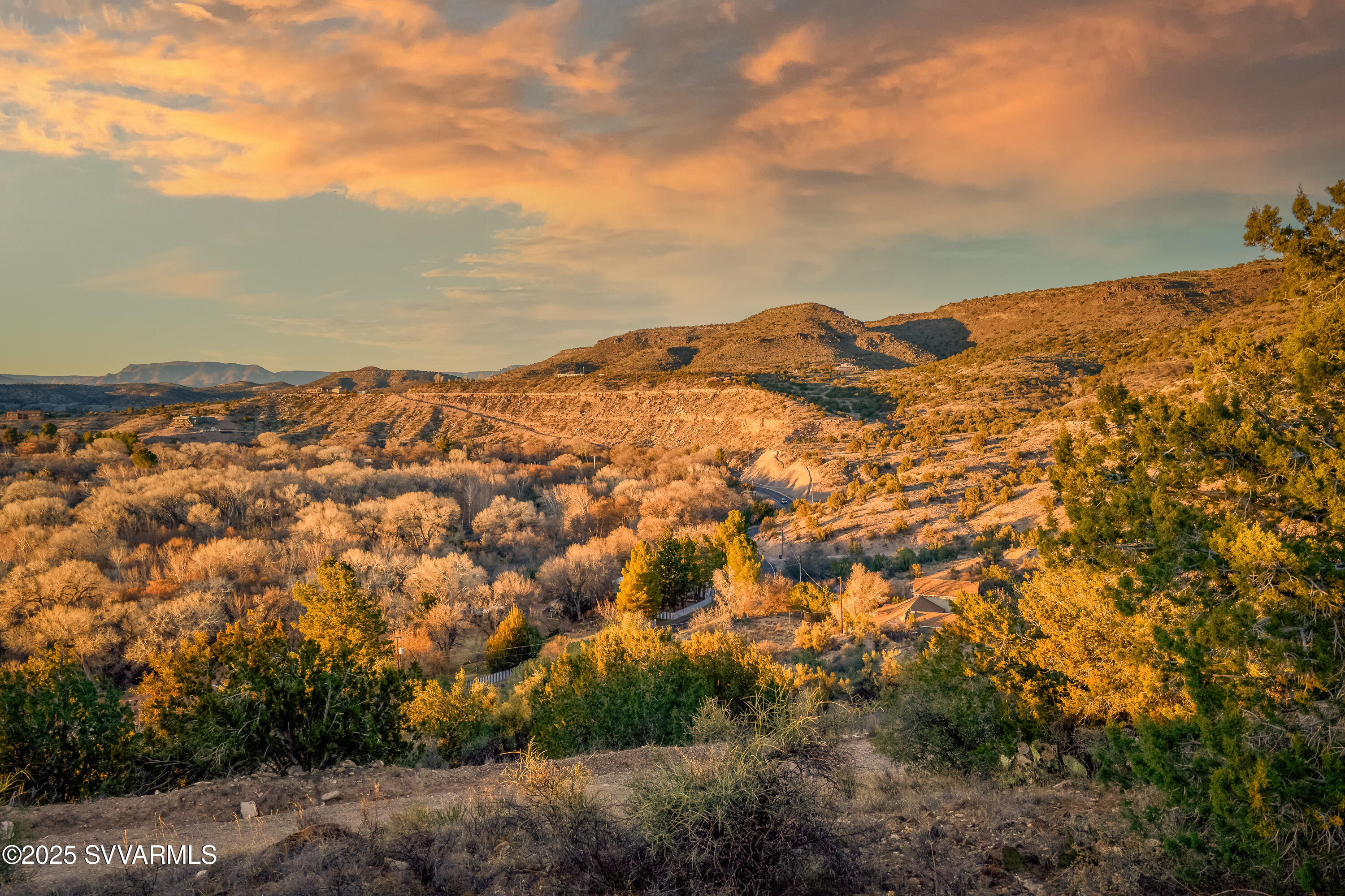 Under 5 Acres - Land