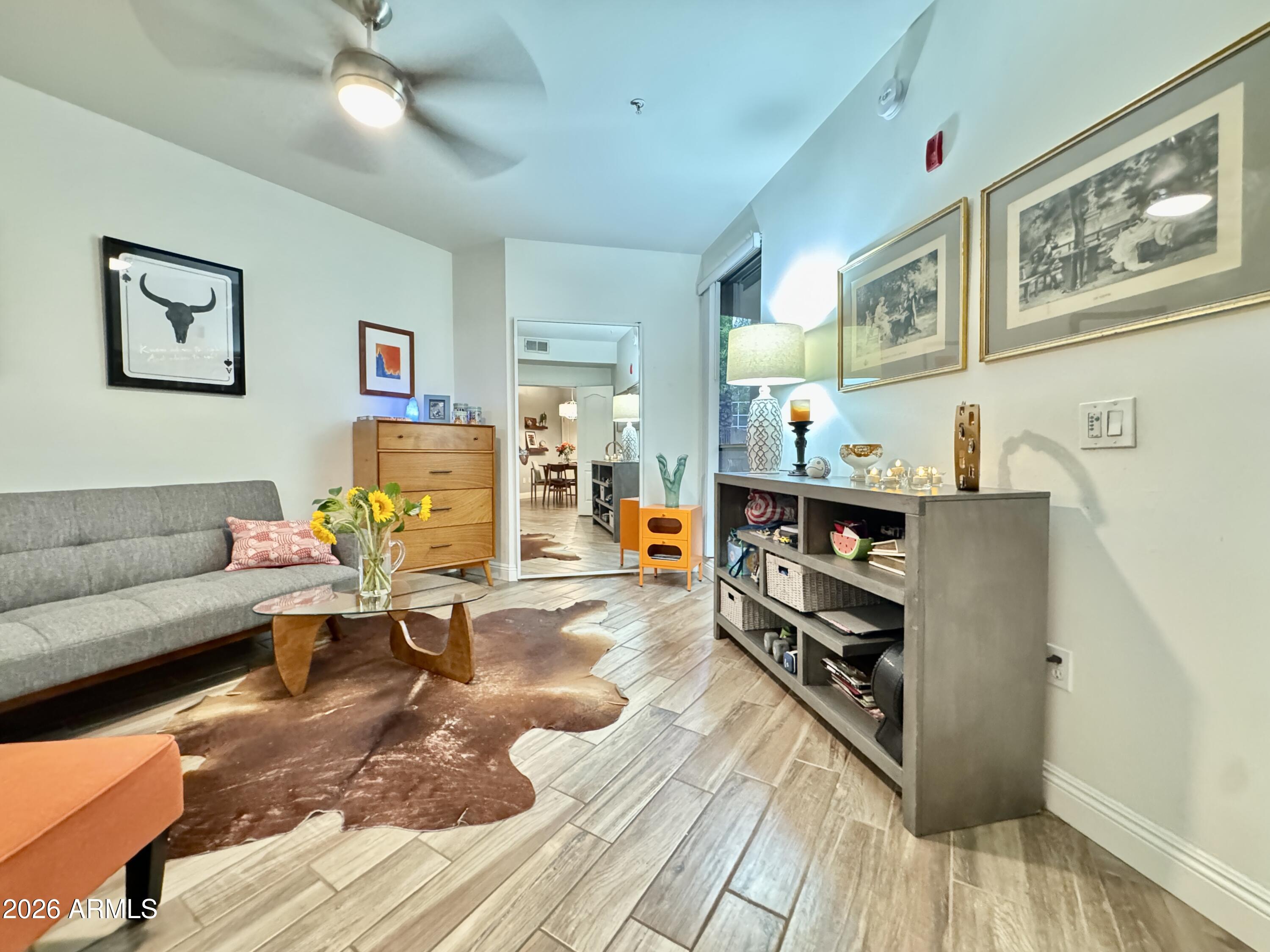 1701 E Colter Street 116