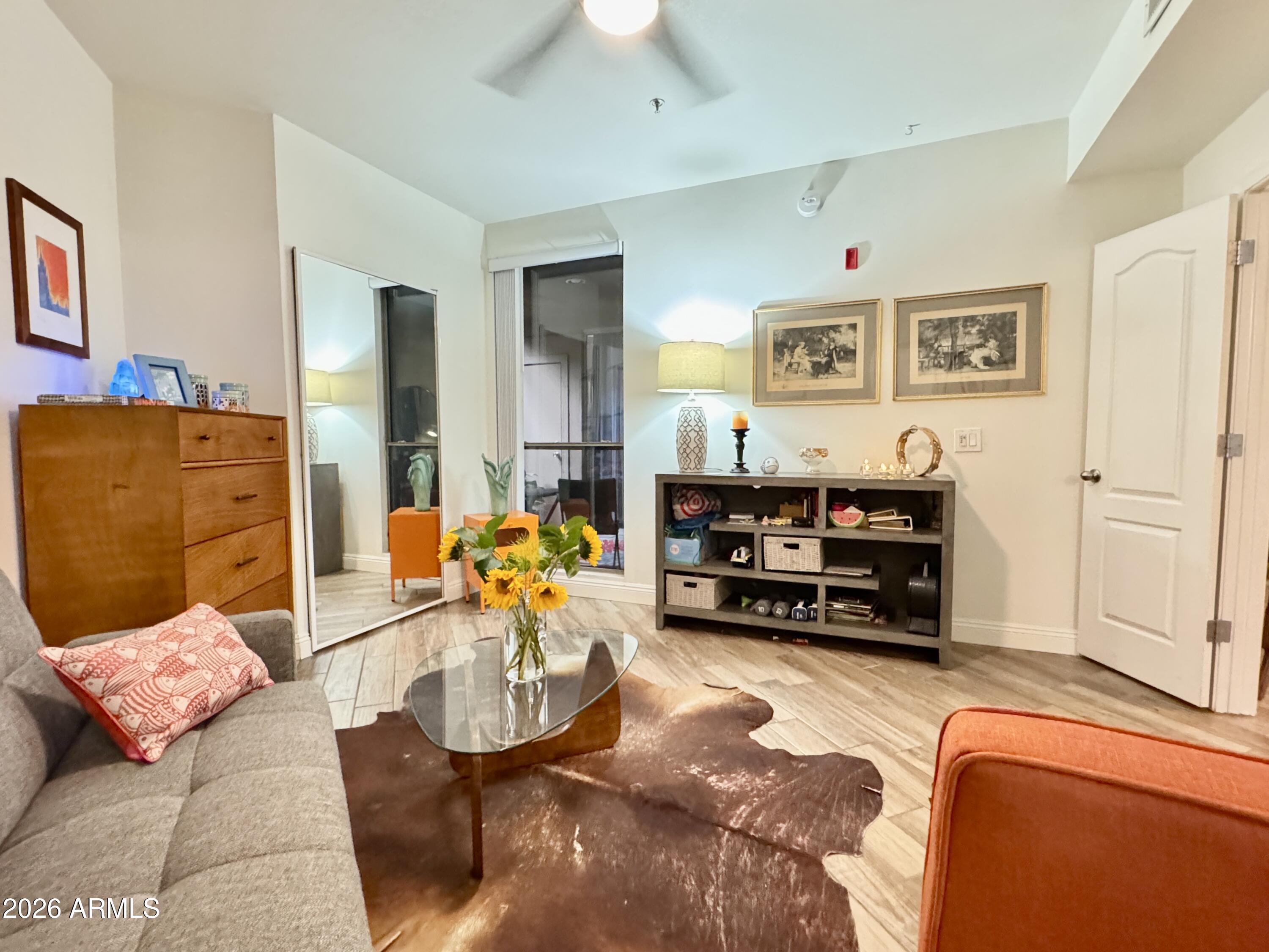 1701 E Colter Street 116