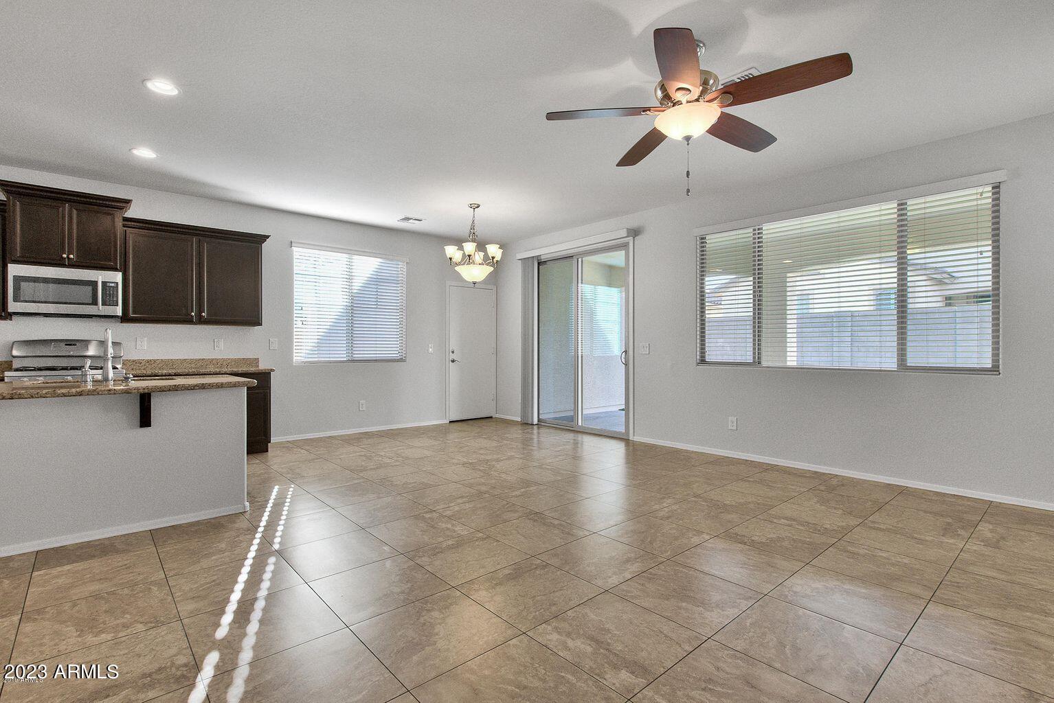 1675 W PELICAN Drive