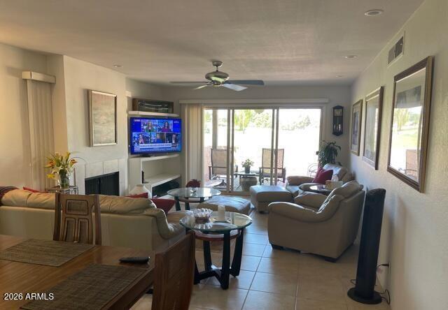 7348 N VIA CAMELLO DEL NORTE -- 223