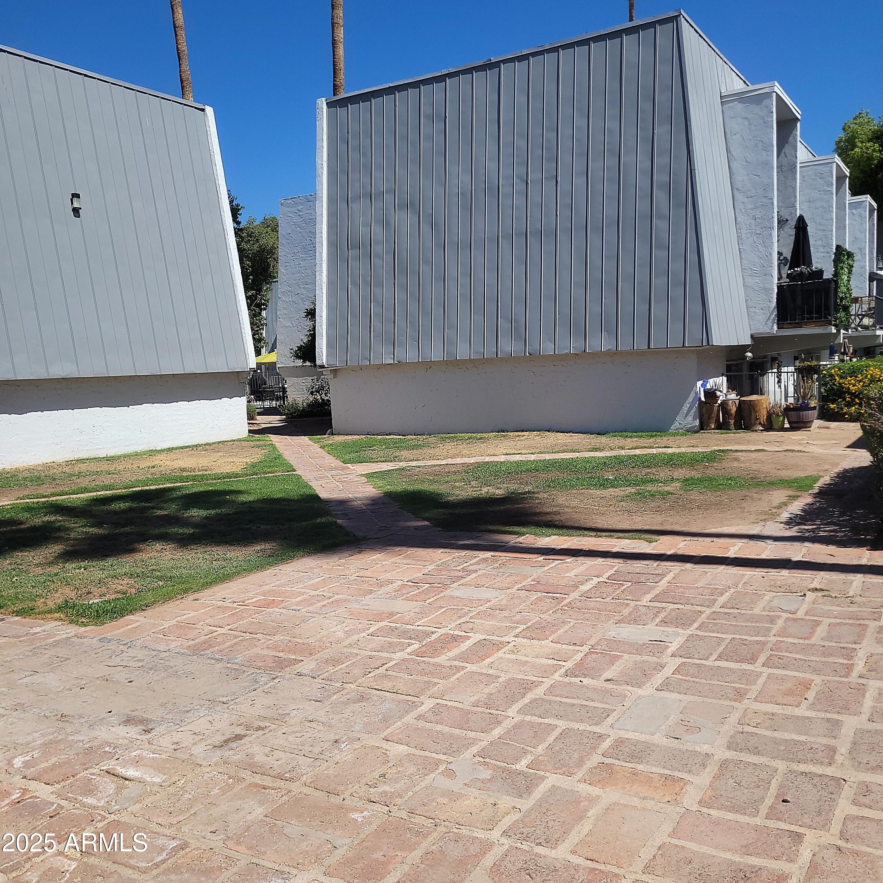3416 N 44TH Street 51