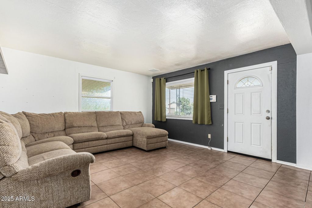 Photo of 2527 E Maryland Drive, Tempe, AZ 85288 (MLS # 6915037)